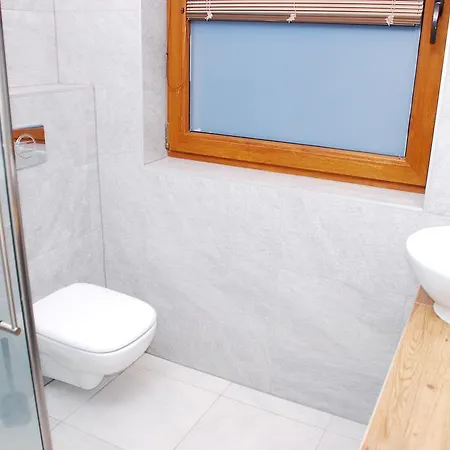 Akacjowa Przy Parku Szwedzkim Szczawno-Zdroj