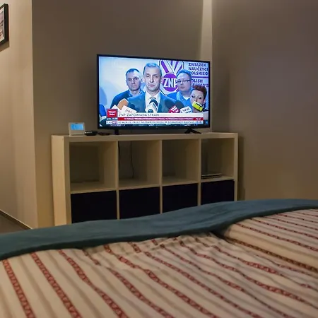 Апартаменты Apartamenty Szczawno-Zdroj - Akacjowa 2 Щавно-Здруй