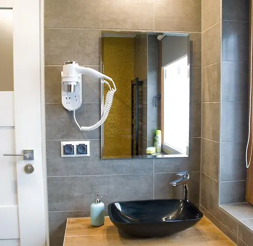 Akacjowa Przy Parku Szwedzkim *